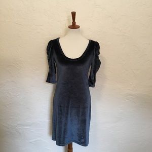 Vila velour dress. Size medium.